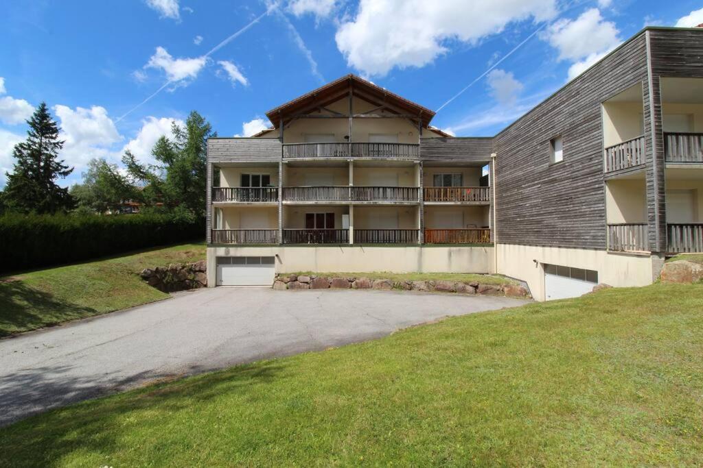 Le Petit Bonhomme De Neige Apartment Gerardmer Exterior photo