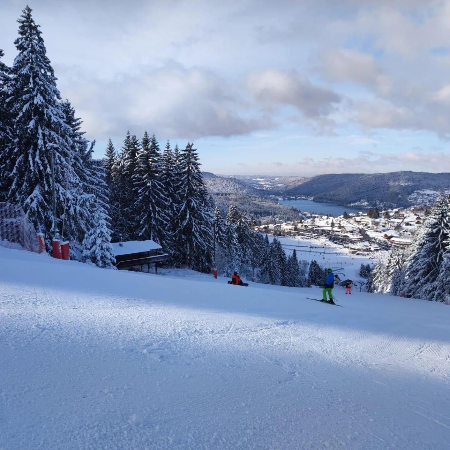 Le Petit Bonhomme De Neige Apartment Gerardmer Exterior photo